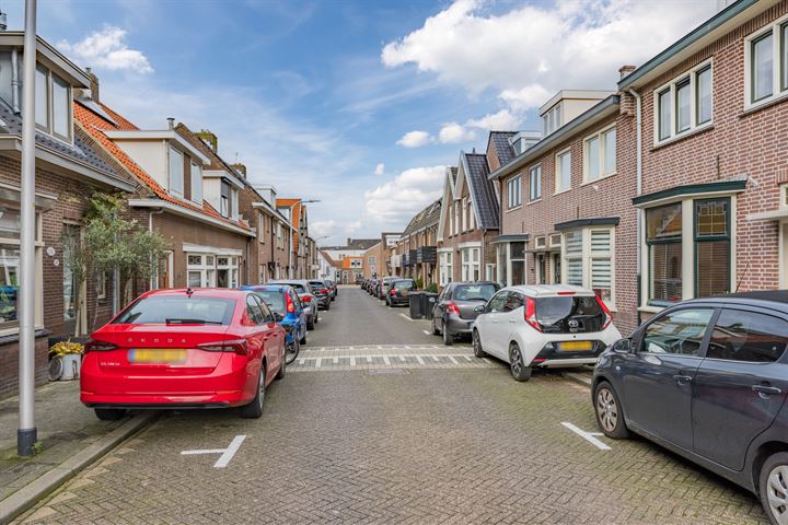 Bekijk foto 46 van Boorsmastraat 11