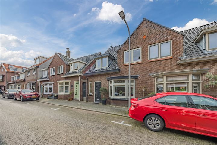 Bekijk foto 49 van Boorsmastraat 11