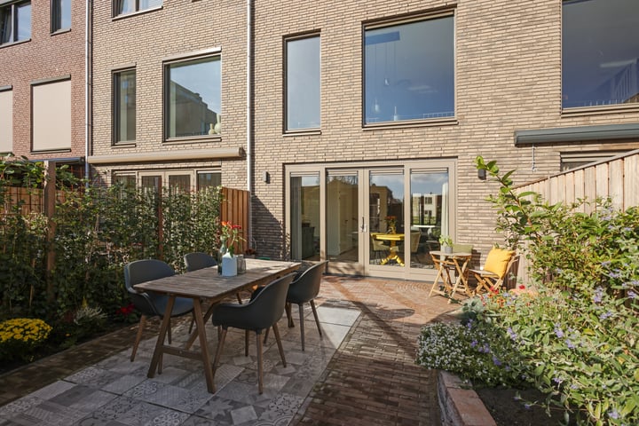 Bekijk foto 44 van Saloméstraat 184