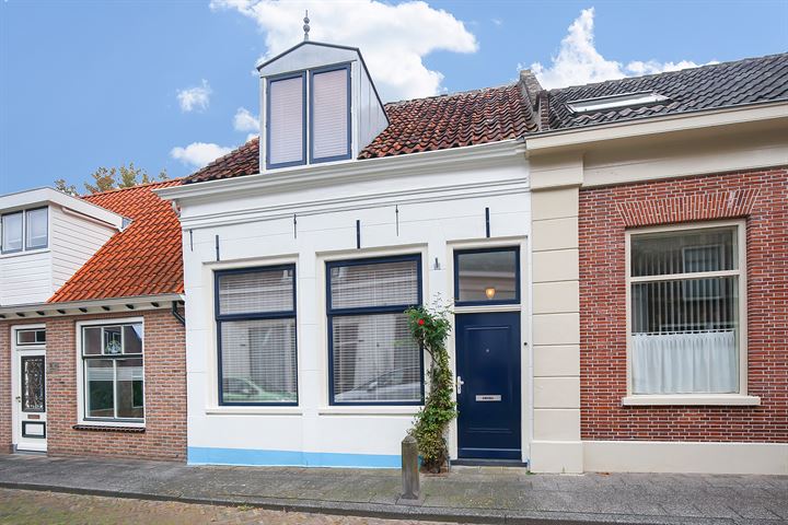 Bekijk foto 1 van Peperstraat 8