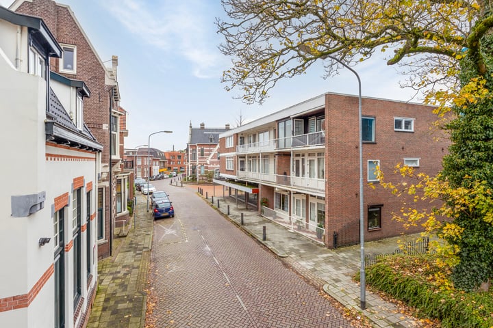 Bekijk foto 3 van Poortstraat 7