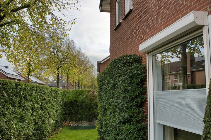 View photo 33 of Wittejufferstraat 16