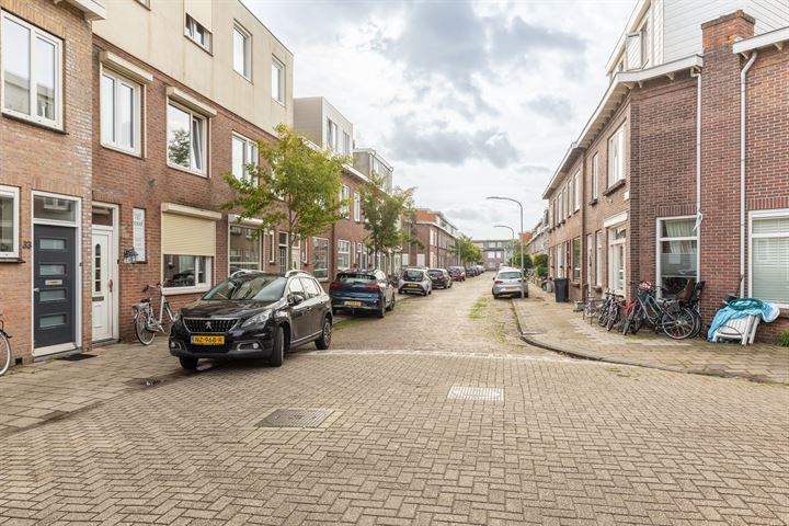 Bekijk foto 28 van Leeuwerikstraat 41