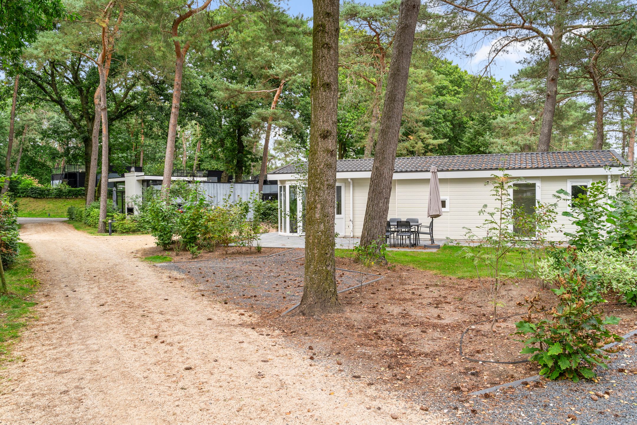 Foto 24 van Vijverlaan 1-J031