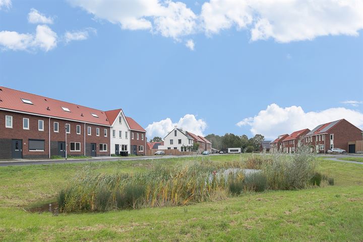 View photo 22 of Vuursteen 17