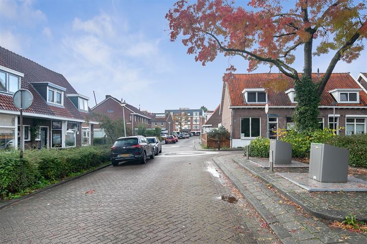 Bekijk foto 28 van Prins Bernhardstraat 1