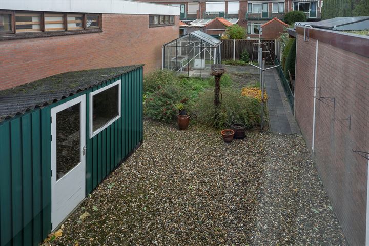 View photo 39 of Emmastraat 68