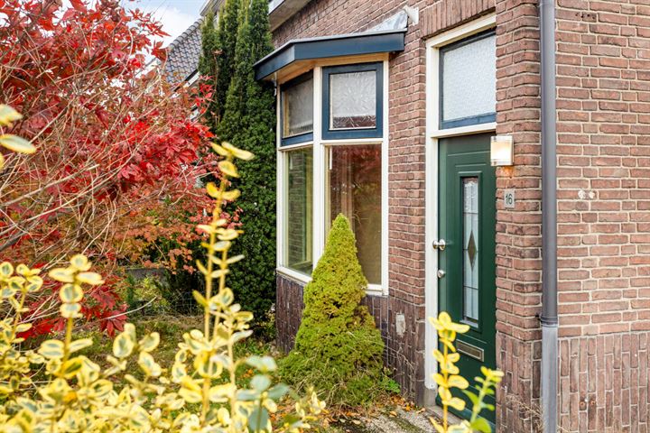 Bekijk foto 3 van Veerstraat 16