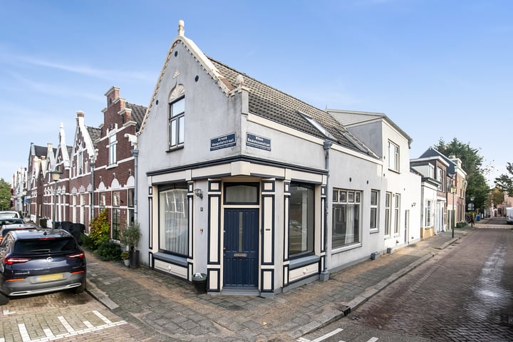 Bekijk foto 1 van Arnold Hoogvlietstraat 41