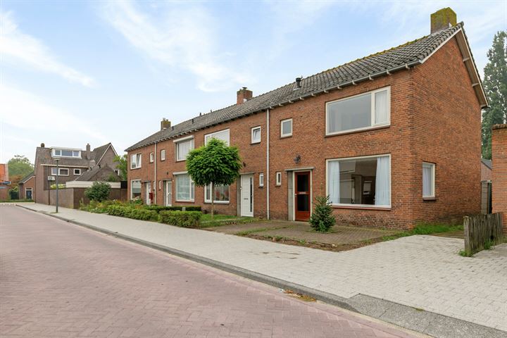 Bekijk foto 1 van Liefrinckstraat 8