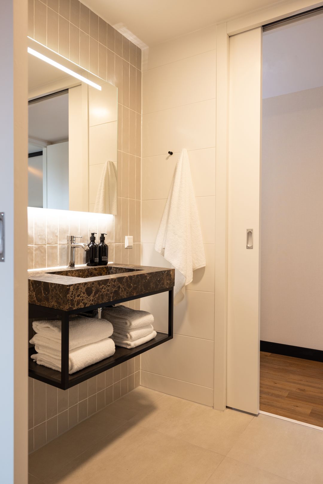 Foto 7 van Plesmanweg 641