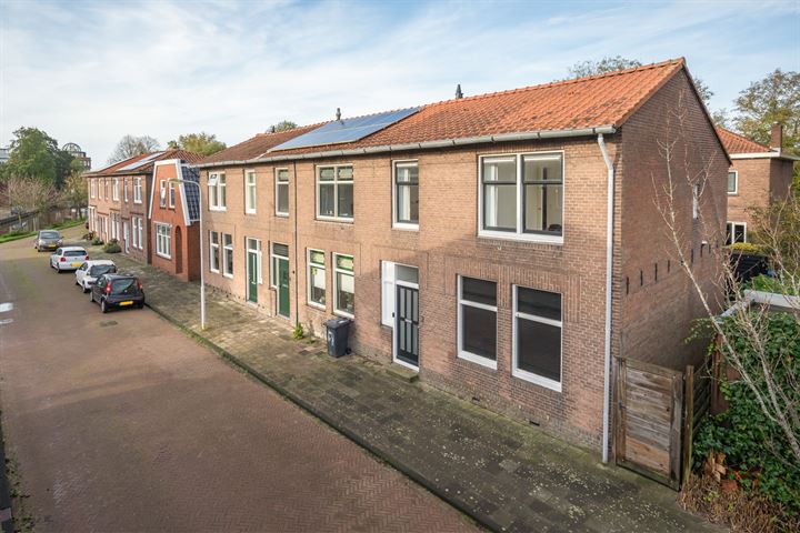 Bekijk foto 1 van Tulpstraat 2