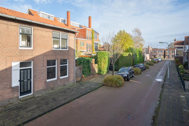 Bekijk foto 37 van Tulpstraat 2