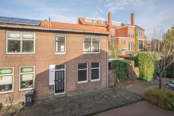 Bekijk foto 36 van Tulpstraat 2