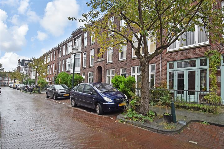 View photo 24 of Hendrik van Deventerstraat 107