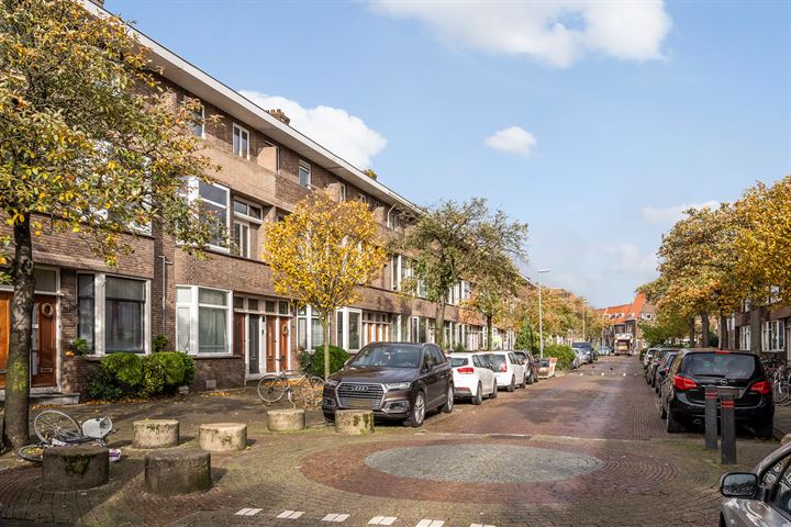 Bekijk foto 22 van Van Ostadelaan 35-A