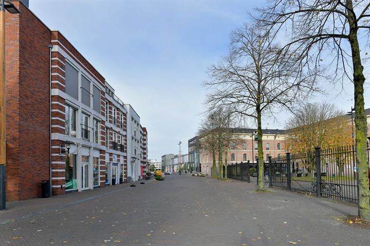 Bekijk foto 31 van Emmaplein 2