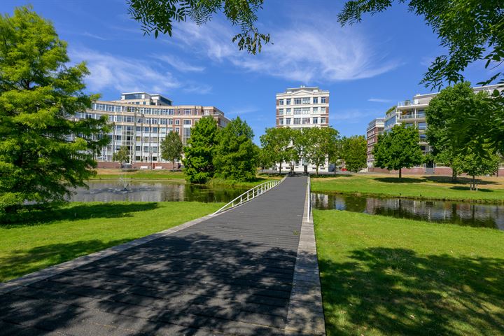 Bekijk foto 38 van Burgemeester Marijnenlaan 86