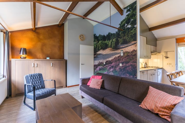 Foto 2 van Oshaarseweg 24-3