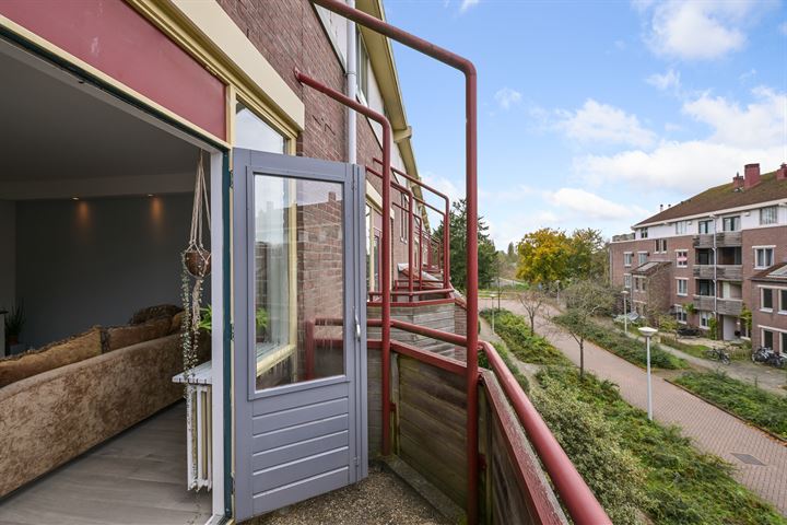 Bekijk foto 24 van Vleutenstraat 9