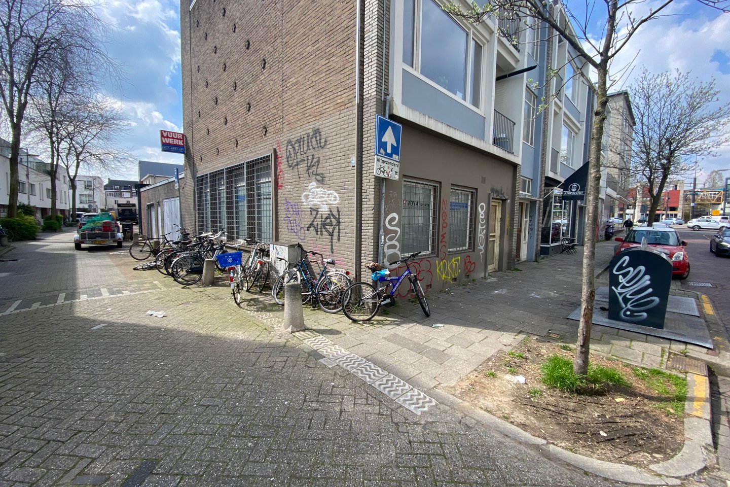 Bekijk foto 1 van Driekoningenstraat 14