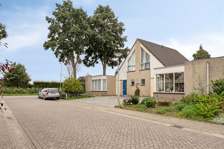 Bekijk foto 36 van Veldstraat 46