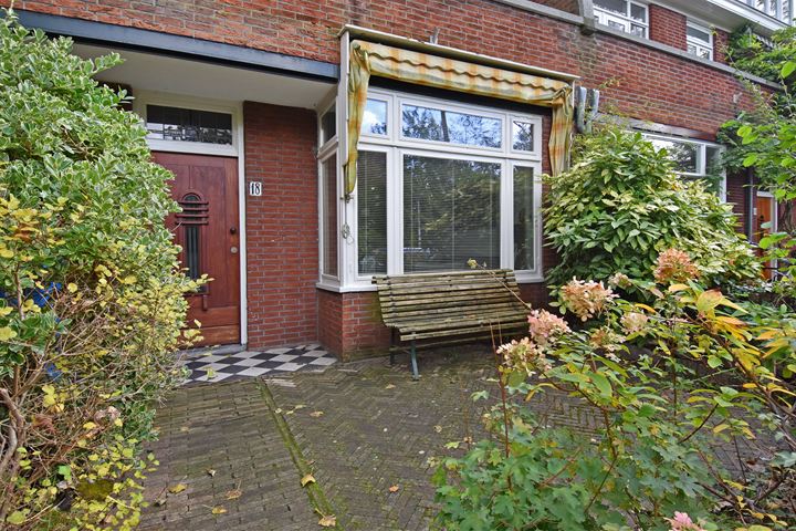 Bekijk foto 4 van Molukkenstraat 18