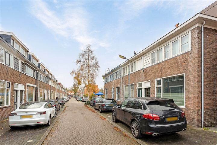 Bekijk foto 3 van J.C. van Wessemstraat 26