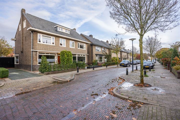 Bekijk foto 44 van Mesdagstraat 9