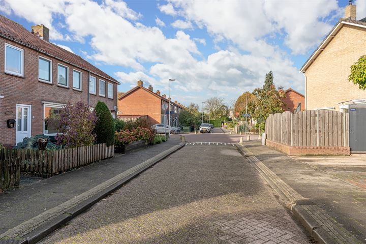 Bekijk foto 36 van Ina Boudier-Bakkerstraat 18