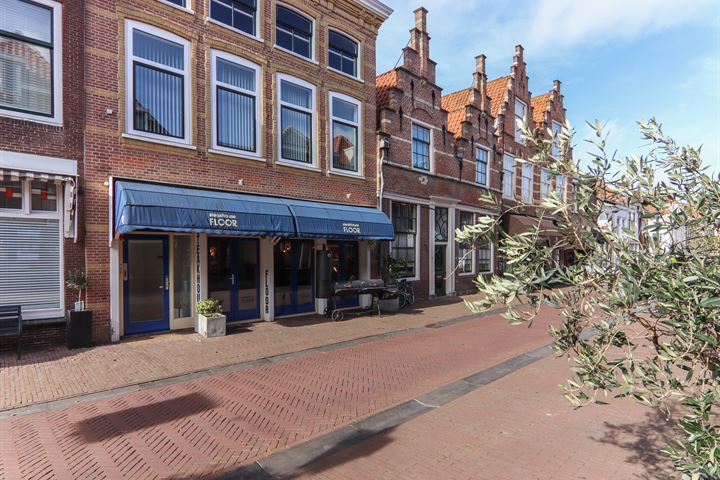 Bekijk foto 2 van Voorstraat 41