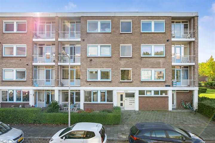 Bekijk foto 44 van Storklaan 15