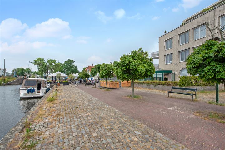 View photo 40 of Raadhuisstraat 52