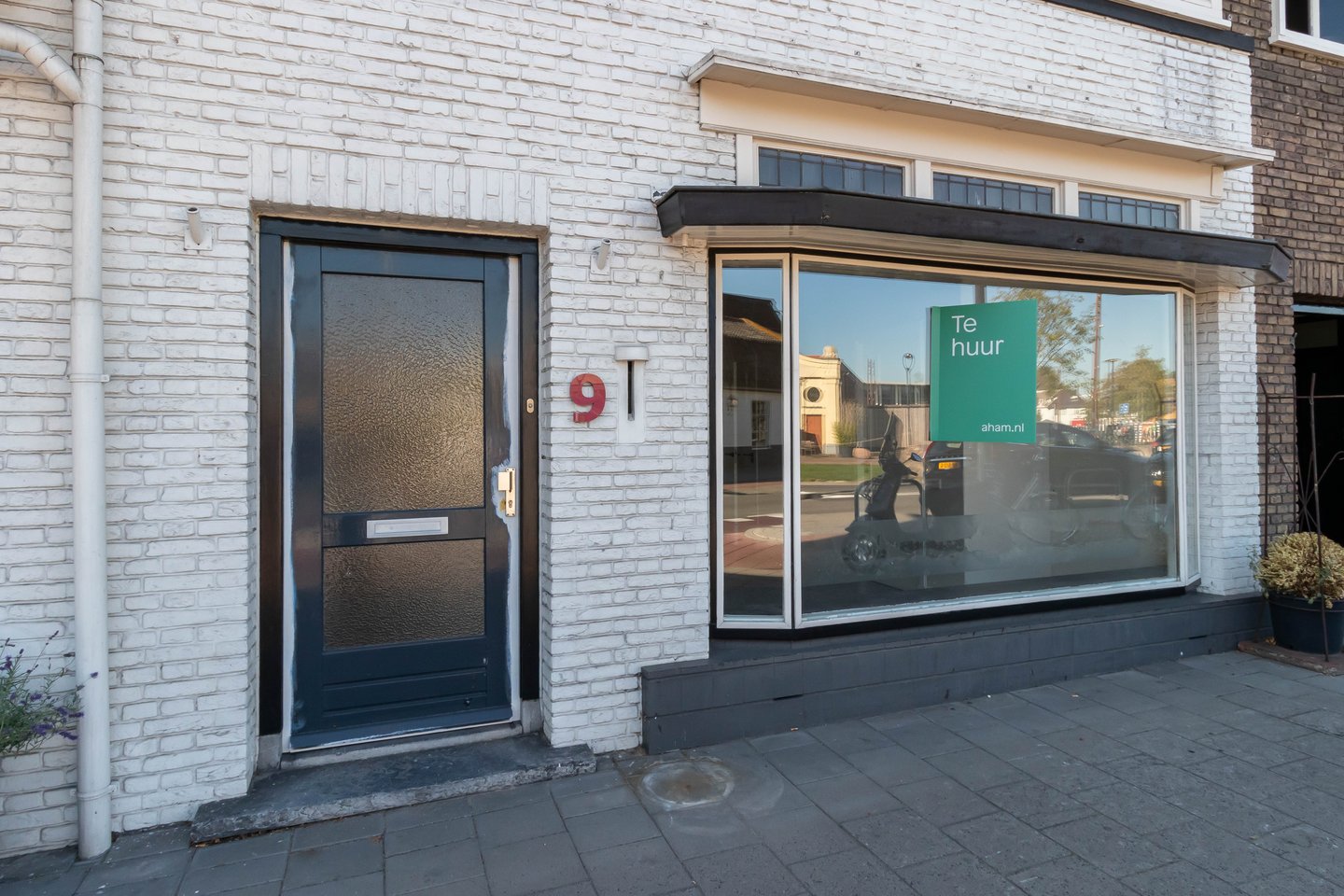 Bekijk foto 2 van Naarderstraat 9