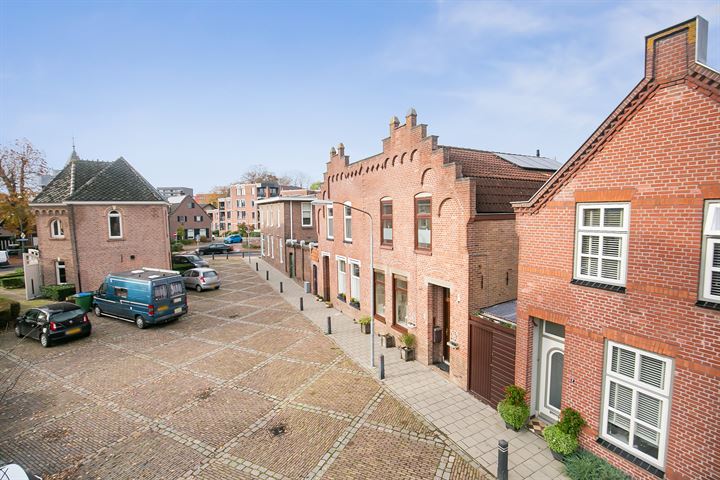 Bekijk foto 36 van Azelmastraat 5