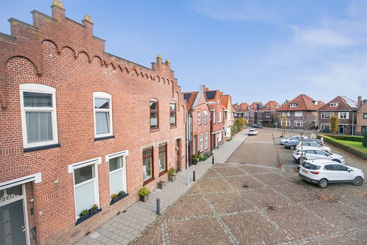 Bekijk foto 35 van Azelmastraat 5