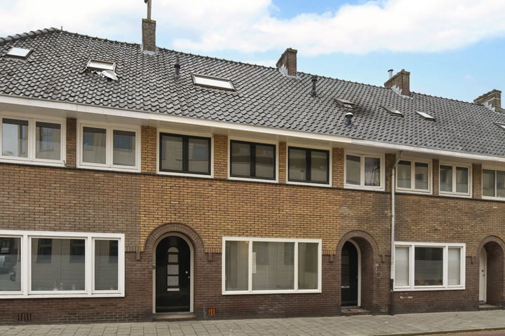 Bekijk foto 11 van Kapelstraat 8-A