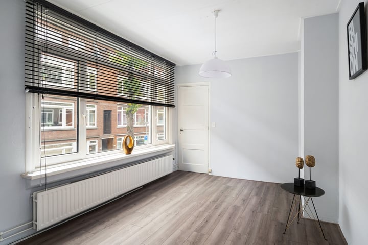 Bekijk foto 11 van Sourystraat 17-B