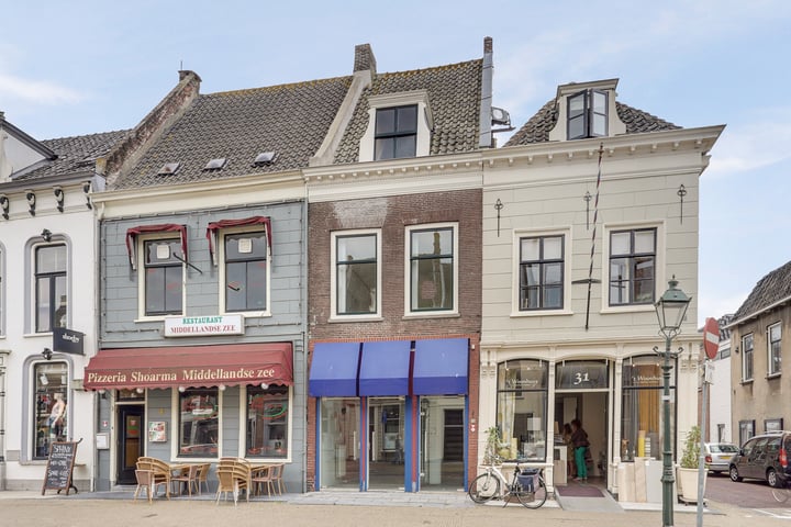 Bekijk foto 1 van Voorstraat 33