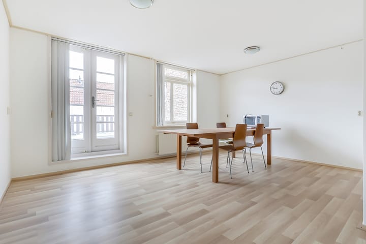 Photo 7 of Voorstraat 33