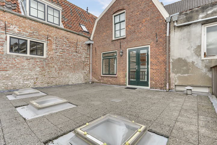 Photo 2 of Voorstraat 33