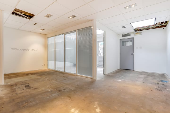 Photo 16 of Voorstraat 33