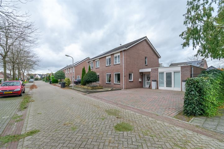 Bekijk foto 43 van Juffrouw Kiestraweg 14