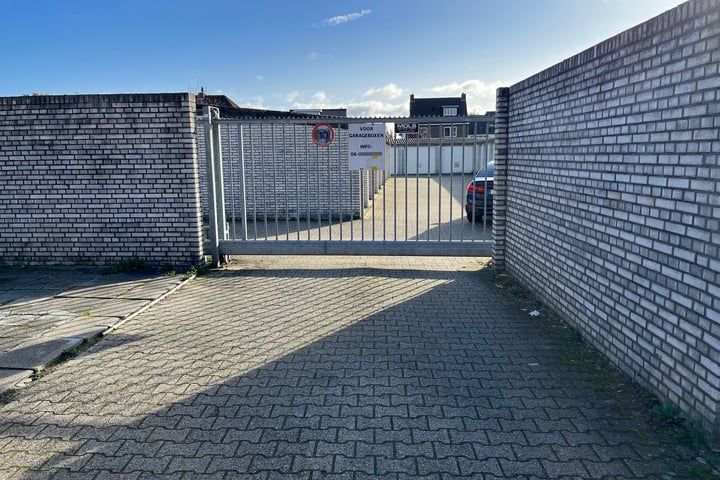 Bekijk foto 7 van Ruijs de Beerenbrouckstraat 47