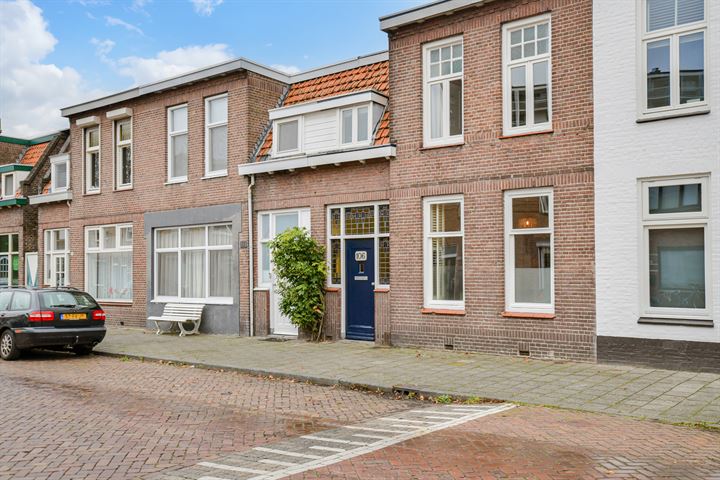 Bekijk foto 56 van Oranjeboomstraat 106