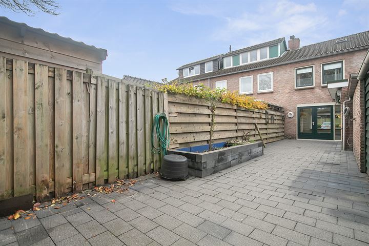 Bekijk foto 15 van Korenbloemstraat 6