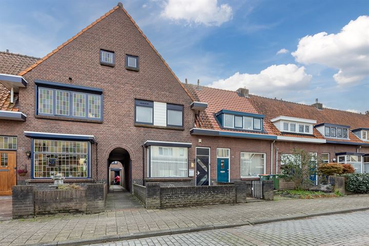 Bekijk foto 43 van Nuijtsstraat 43