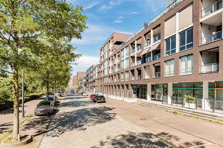 Bekijk foto 9 van Eva Besnyöstraat 561