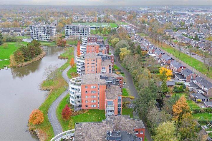 Bekijk foto 47 van Mevrouw De Rooweg 85