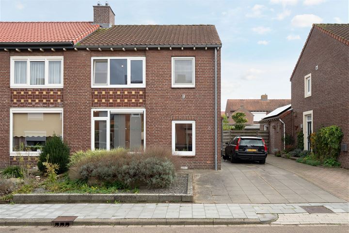 Bekijk foto 3 van Hilsondisstraat 6